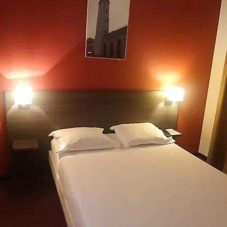 Privatif Dans Gare *