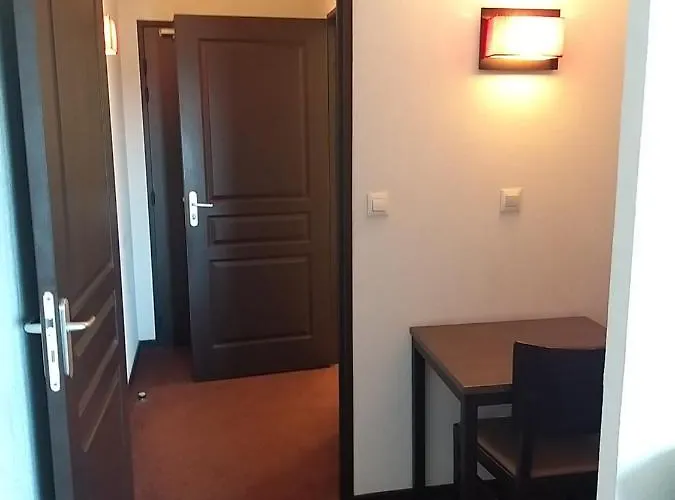 Privatif Dans Gare *