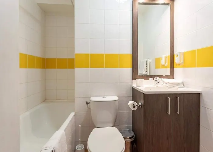 Privatif Dans Gare * نيم