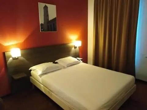 Privatif Dans Gare *